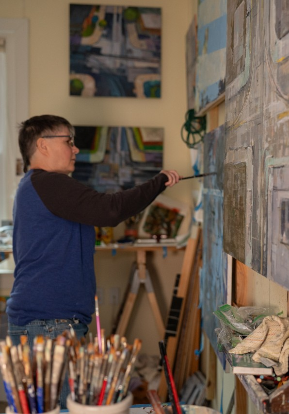 sarah baptist painting, artist in studio, art studio, artist at work